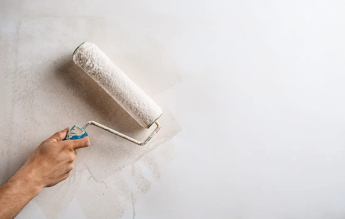 Paintfeatadobestock 140632652